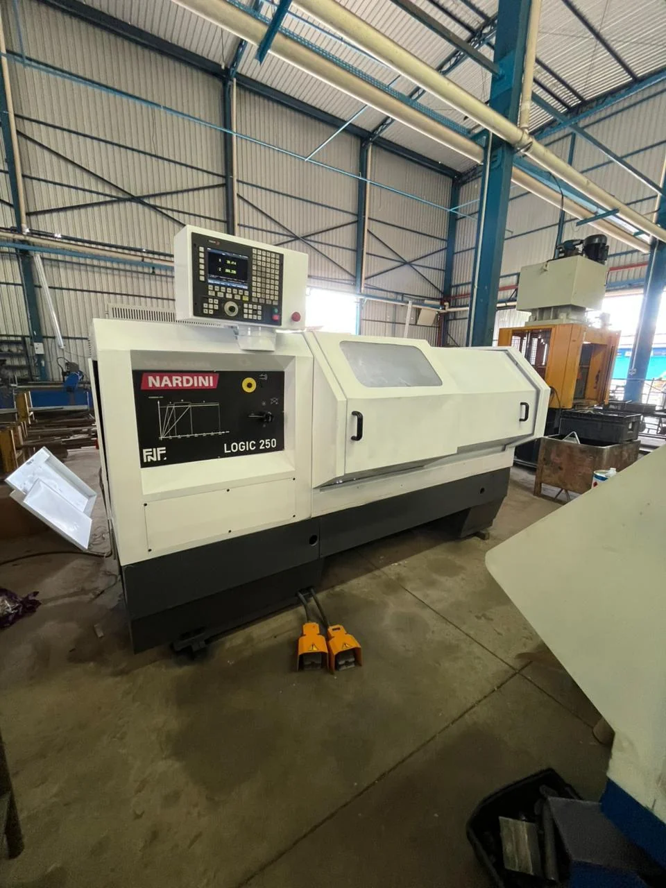 Torno CNC Nardini Logic 250 revisado para venda - FNF CNC